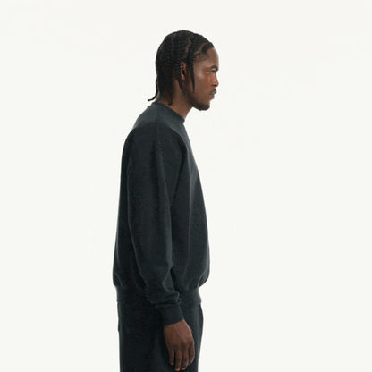 ESSENTIAL SWEATER <NOIR VINTAGE>